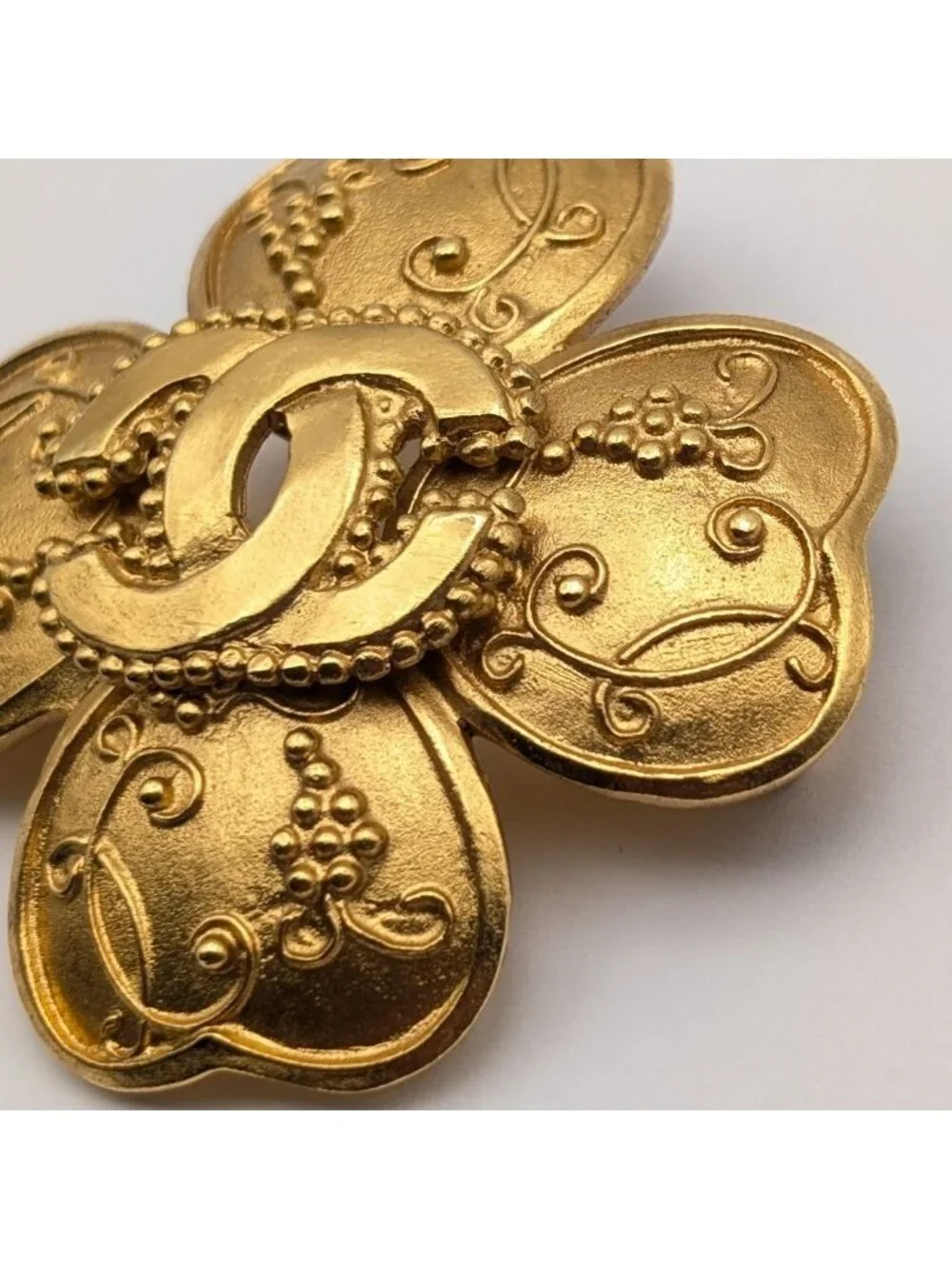 Chanel Brooch CC Logo Clover Gold Vintage